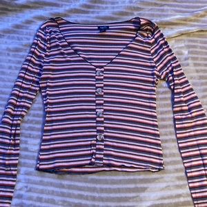 Rue 21 cropped long sleeve Xl barley worn